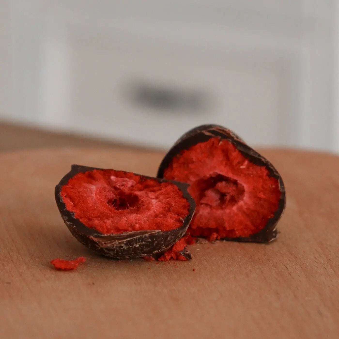 Полуниця в чорному шоколаді 1 кг - FRUTTA